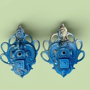 Rare Antique Cast Iron Ornate Wall Bracket Sconces (2)